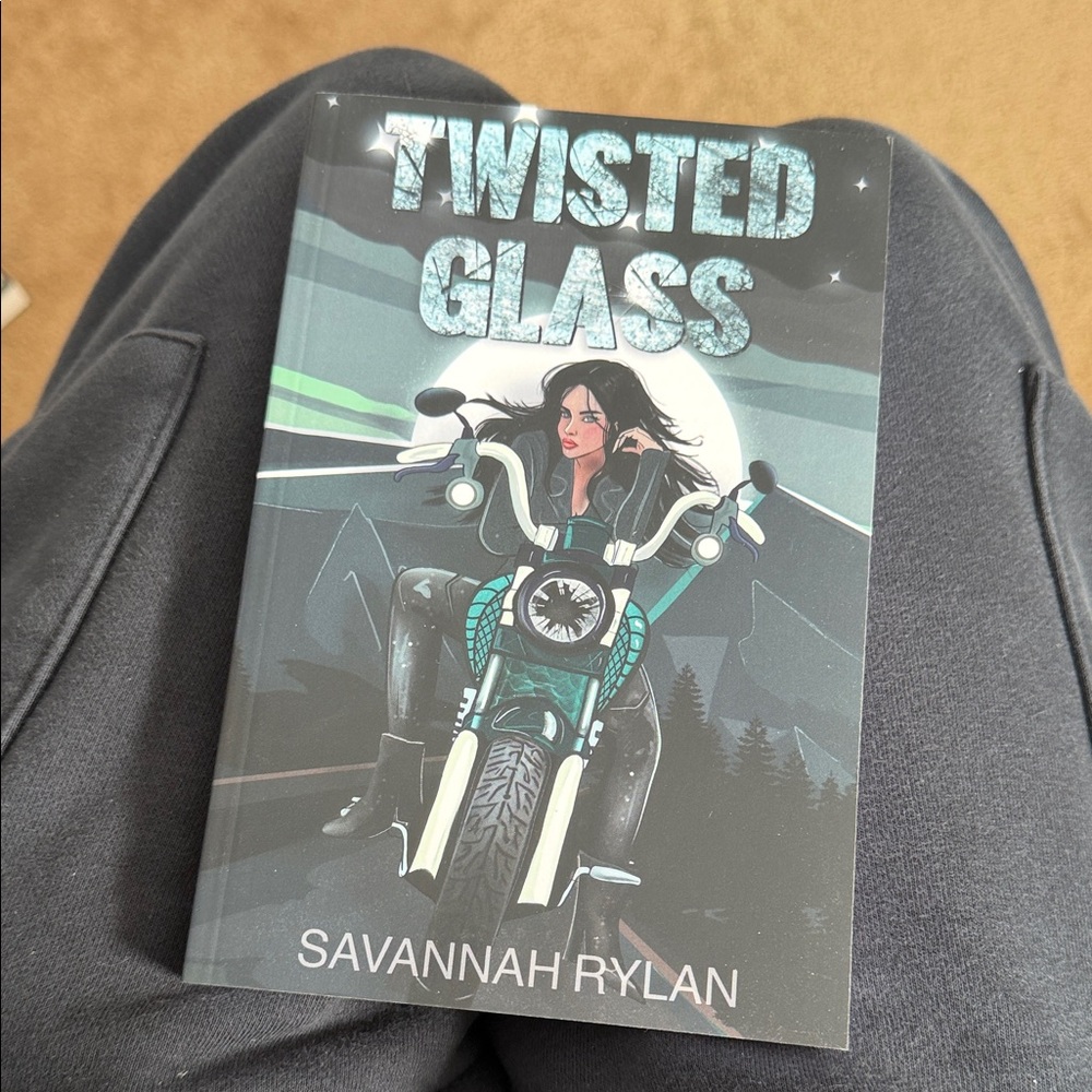 SIGNED - Twisted Glass special edition - Savannah Rylan